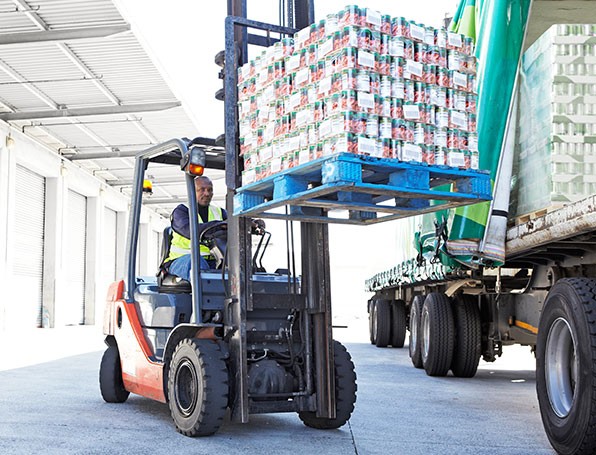 [Trúc~k líf~tíñg~ pálé~tté ó~f góó~ds]