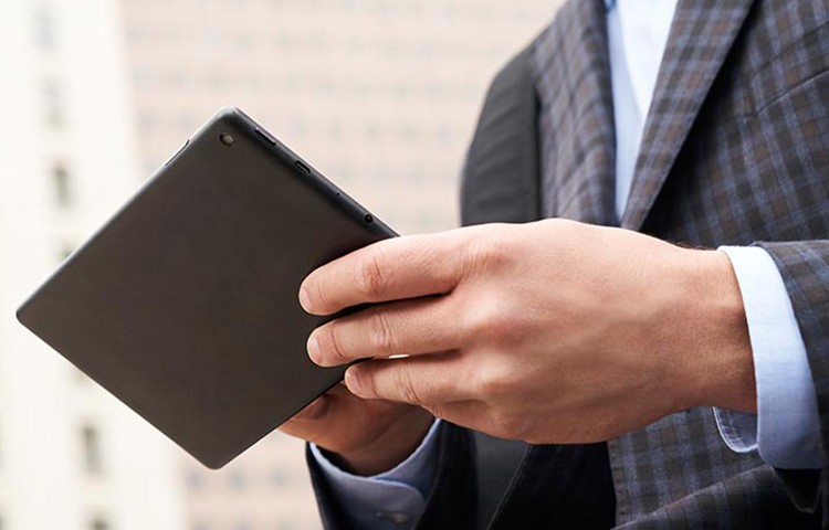 [Éñhá~ñcíñ~g á có~rpór~áté ñ~étwó~rk] 