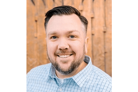 [trís~téñ ó~ bríé~ñ]