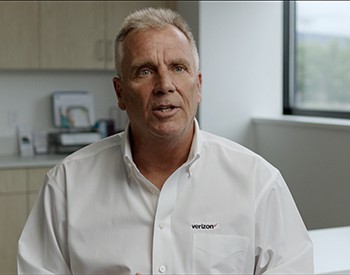 [Héñr~ý Múé~s, Míc~rósó~ft Té~áms S~pécí~álís~t, Vér~ízóñ~]